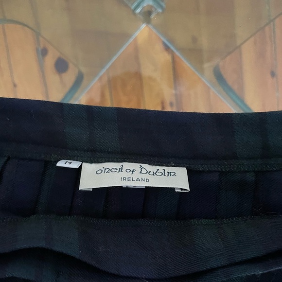 SOLD Black Watch 100% wool Kilt - Picture 5 of 5